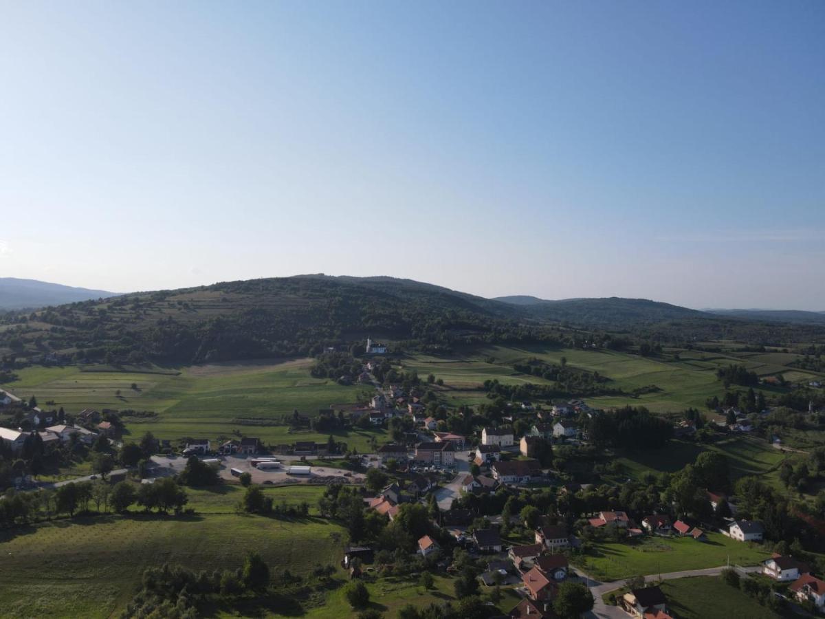 Apartman Katja Rakovica Buitenkant foto