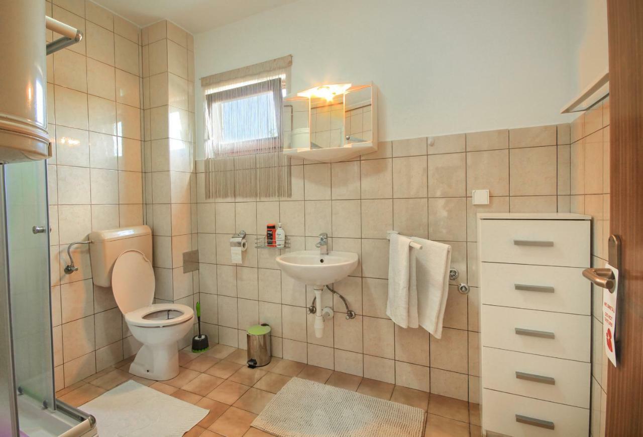 Apartman Katja Rakovica Buitenkant foto
