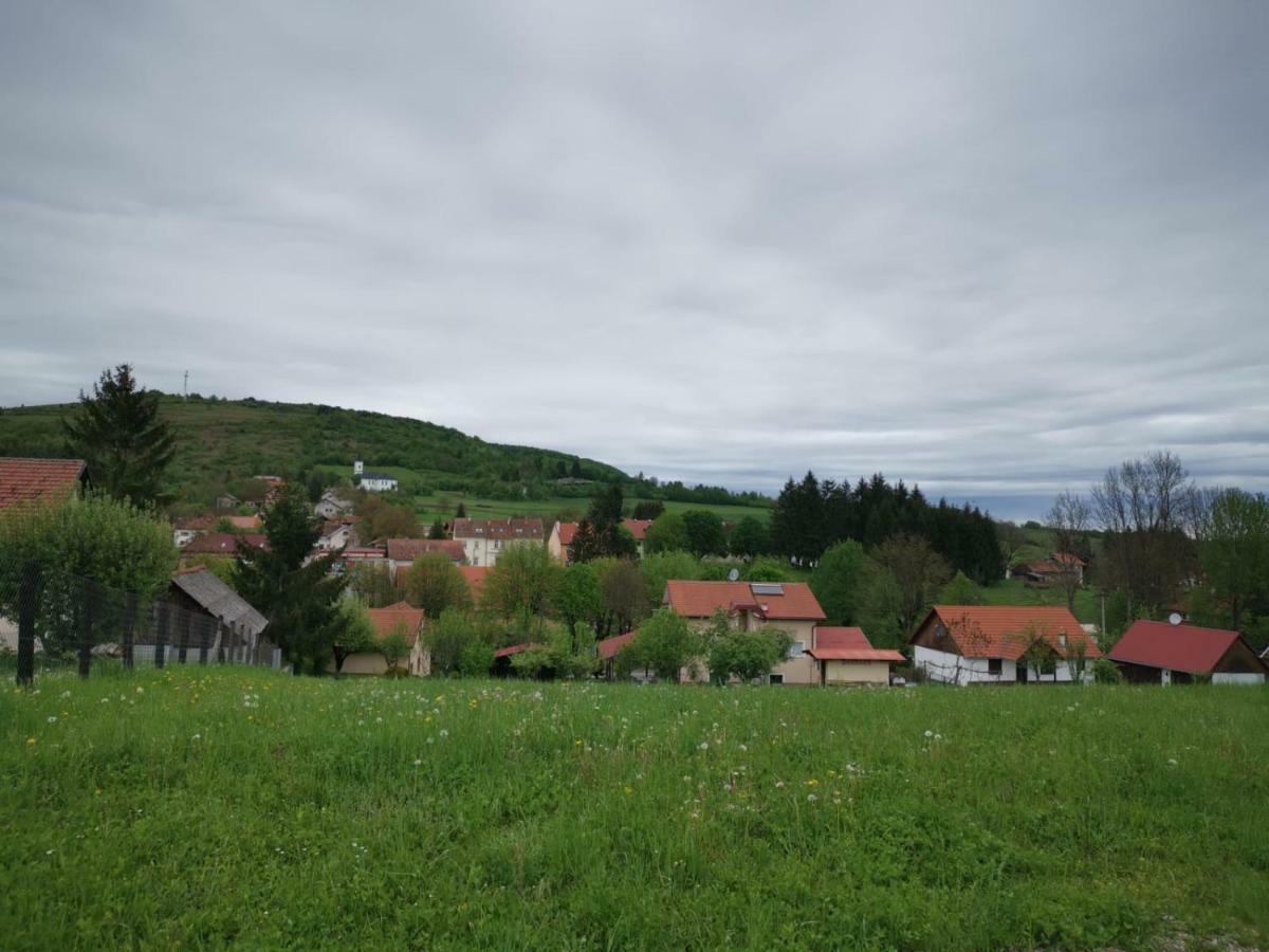 Apartman Katja Rakovica Buitenkant foto