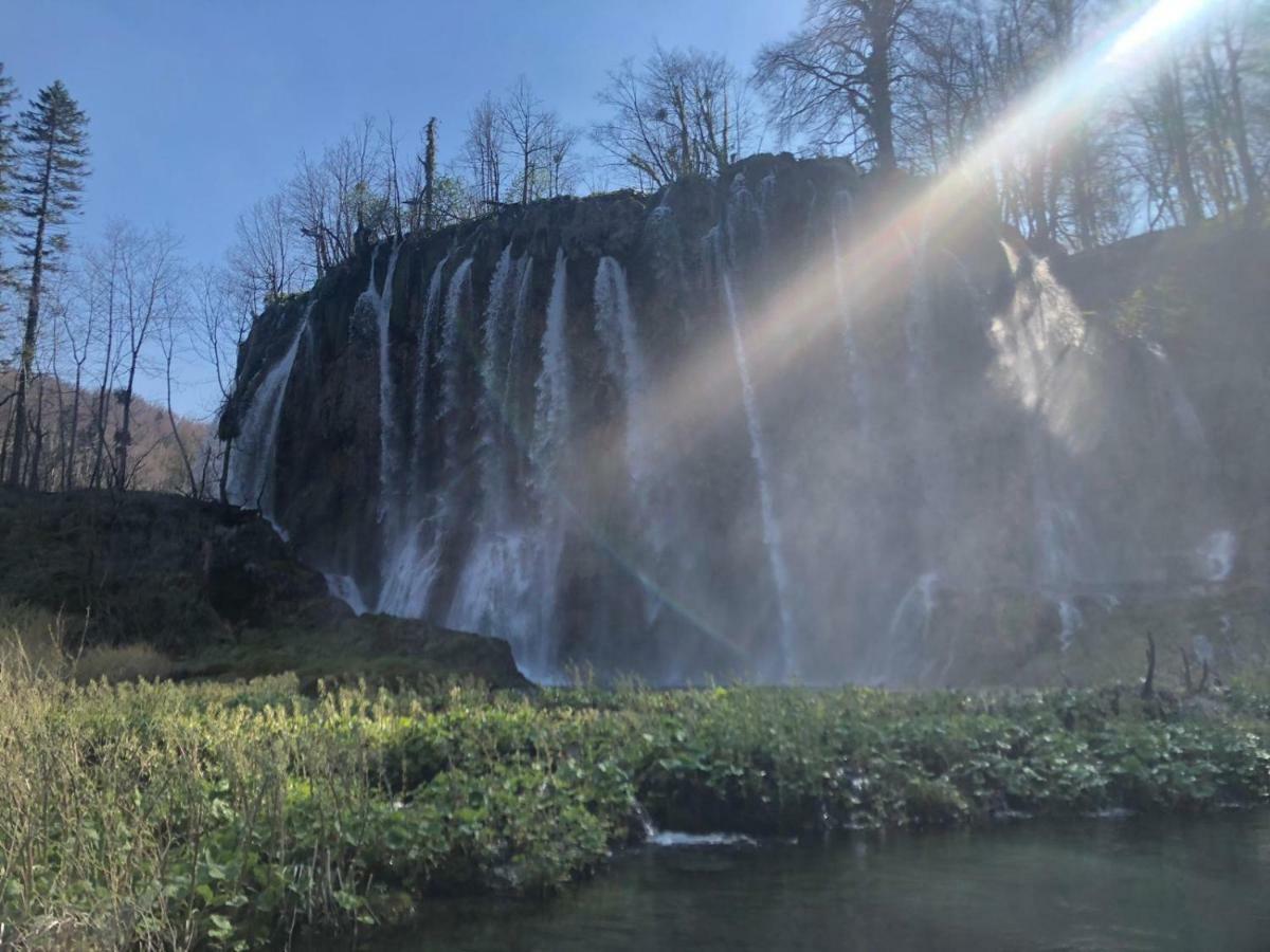 Apartman Katja Rakovica Buitenkant foto